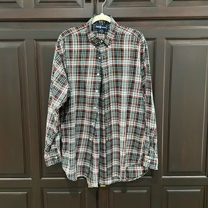 Men’s Ralph Lauren size large shirt